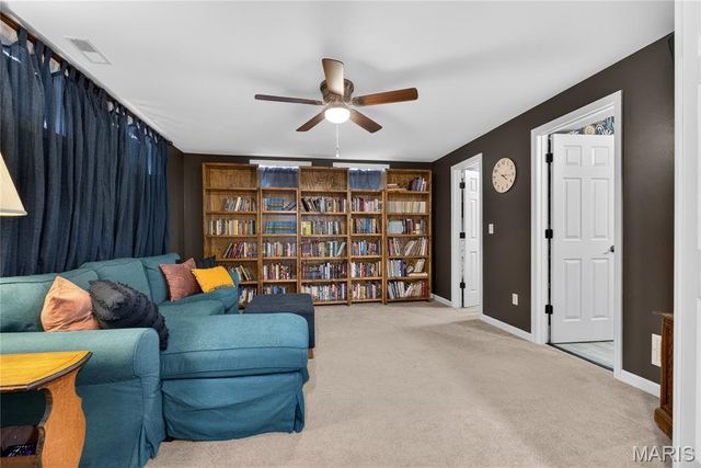 18 Locust Hills Court, O'fallon, MO 63366