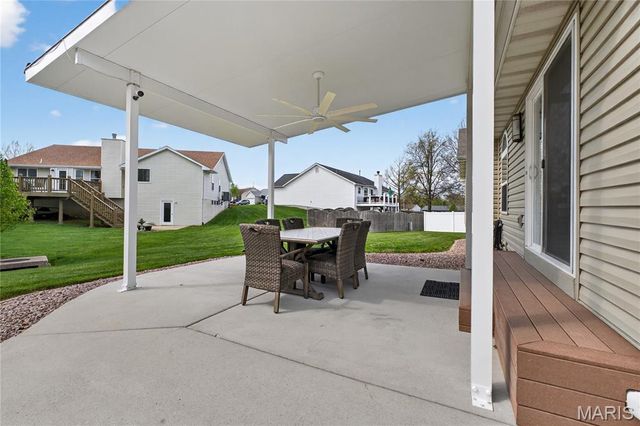 18 Locust Hills Court, O'fallon, MO 63366