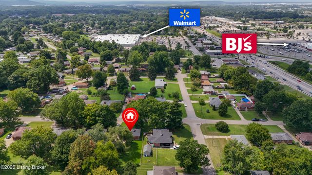 7803 Cedar Brook Dr, Louisville, KY 40219