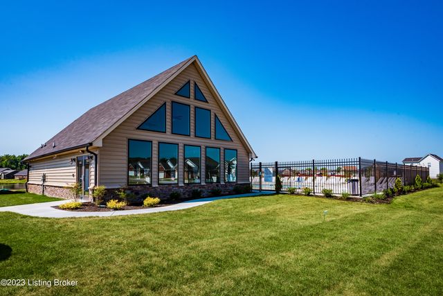 490 Mud Hen Dr, Shepherdsville, KY 40165