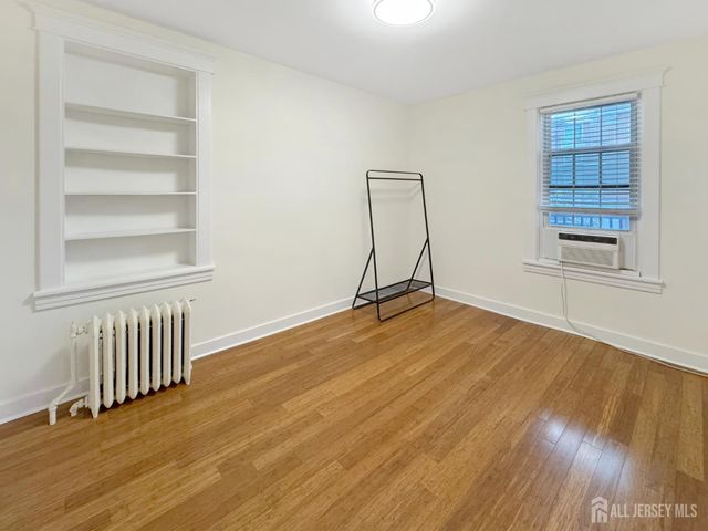 422 Main Street, Metuchen, NJ 08844