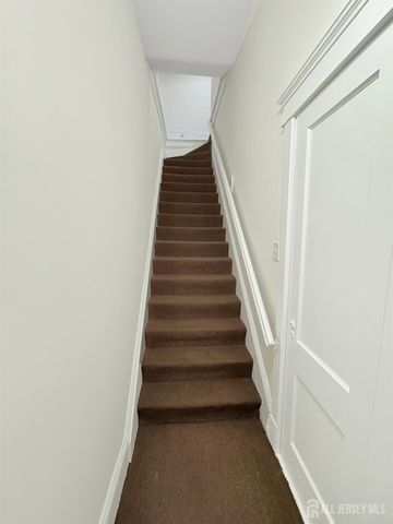 422 Main Street, Metuchen, NJ 08844
