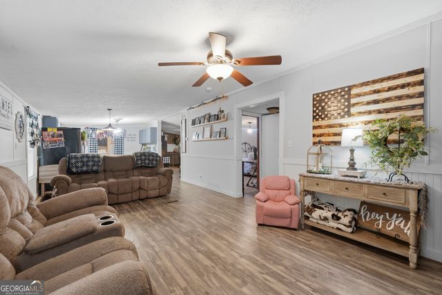 401 Possum Point Drive, Eatonton, GA 31024