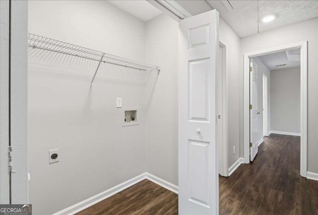 5281 Cross Creek Point, Acworth, GA 30102