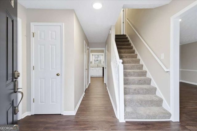 5281 Cross Creek Point, Acworth, GA 30102