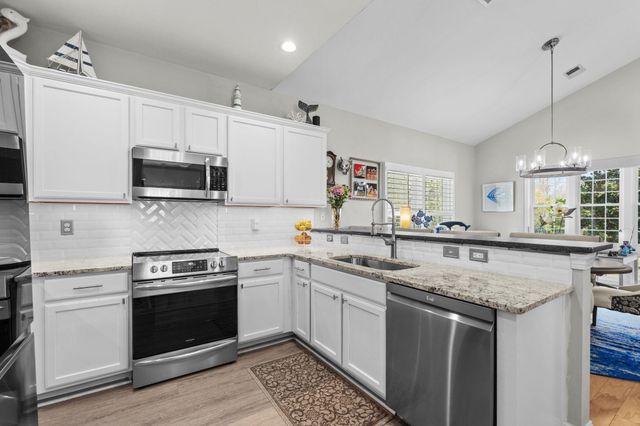 2310 Plumbridge Ln., North Myrtle Beach, SC 29582