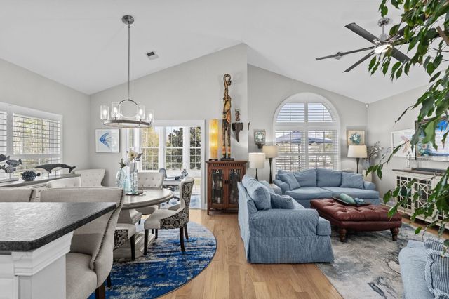 2310 Plumbridge Ln., North Myrtle Beach, SC 29582