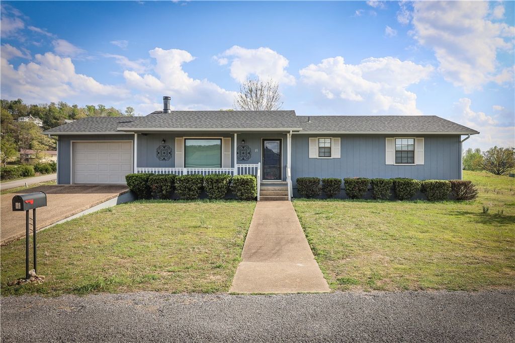 21 Appaloosa Drive, Holiday Island, AR 72631