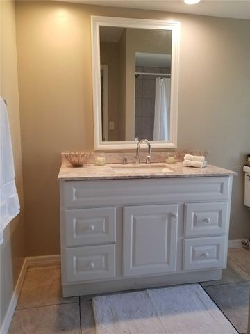 3366 CAMELOT DRIVE A & B, Largo, FL 33771