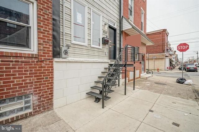 1939 S 6TH ST, Philadelphia, PA 19148