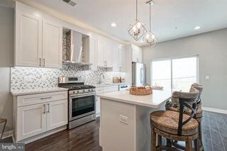 1939 S 6TH ST, Philadelphia, PA 19148