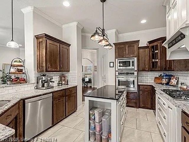 7908 Rome Way, Fort Smith, AR 72916