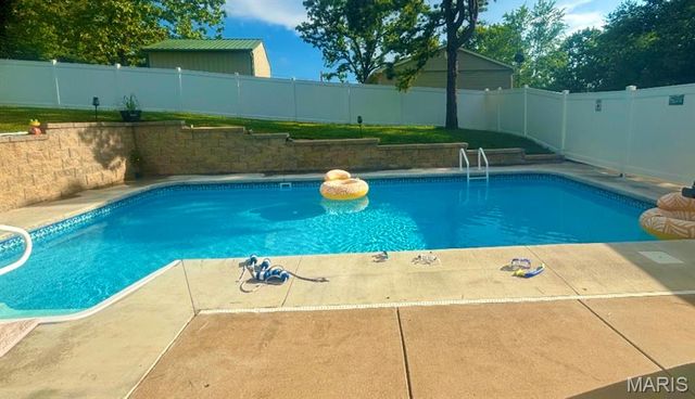 10179 Cherry Hill Lane, Potosi, MO 63664