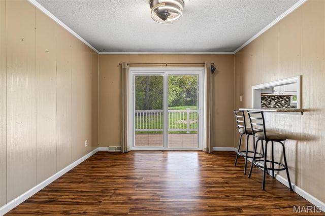 10179 Cherry Hill Lane, Potosi, MO 63664