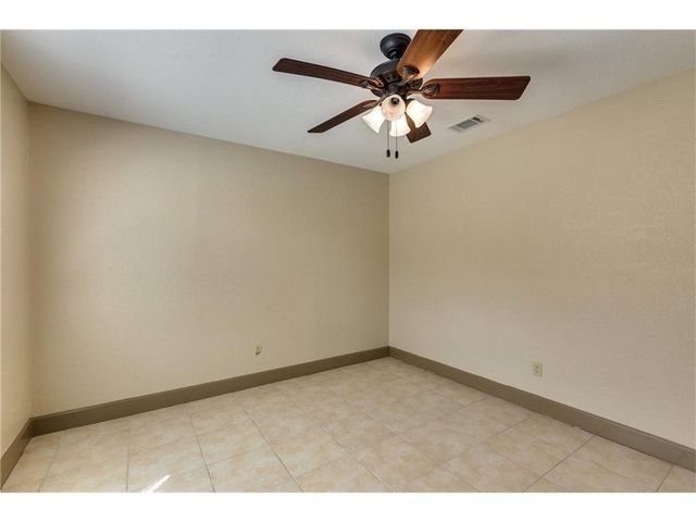 2921 Clover Lane, Euless, TX 76039