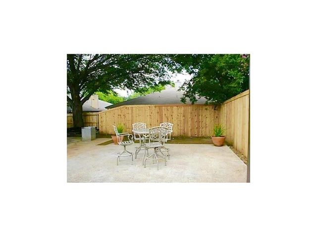 2921 Clover Lane, Euless, TX 76039