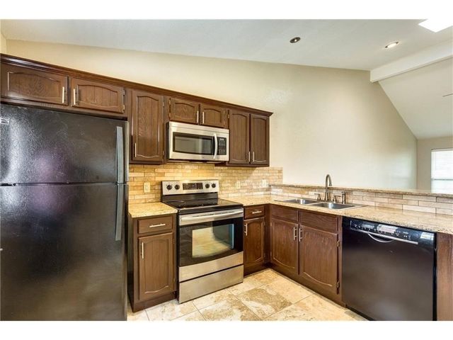 2921 Clover Lane, Euless, TX 76039