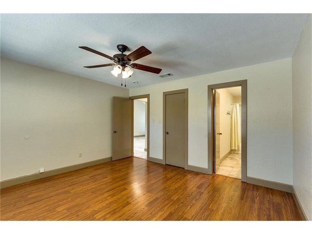 2921 Clover Lane, Euless, TX 76039