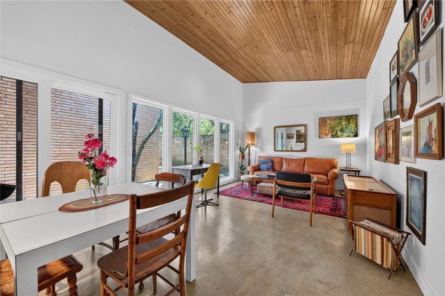 6226 Birdwood Road, Houston, TX 77074
