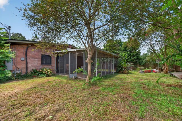 6226 Birdwood Road, Houston, TX 77074