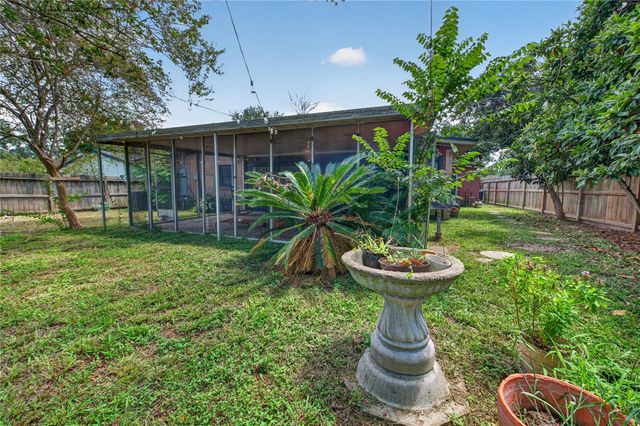 6226 Birdwood Road, Houston, TX 77074