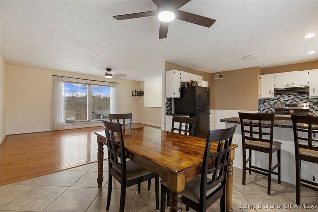 6828 Farnsley Knob Road, Elizabeth, IN 47117