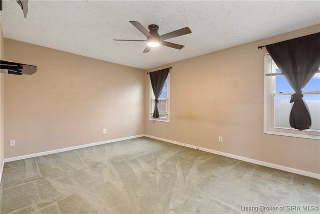 6828 Farnsley Knob Road, Elizabeth, IN 47117