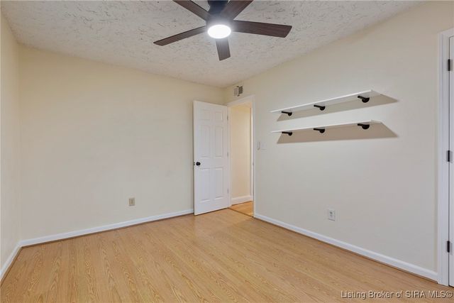 6828 Farnsley Knob Road, Elizabeth, IN 47117