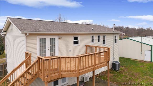 6828 Farnsley Knob Road, Elizabeth, IN 47117