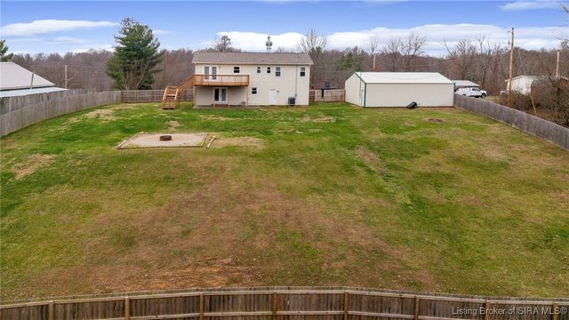 6828 Farnsley Knob Road, Elizabeth, IN 47117