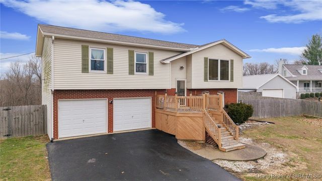 6828 Farnsley Knob Road, Elizabeth, IN 47117