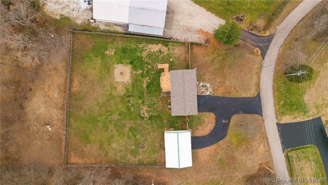 6828 Farnsley Knob Road, Elizabeth, IN 47117