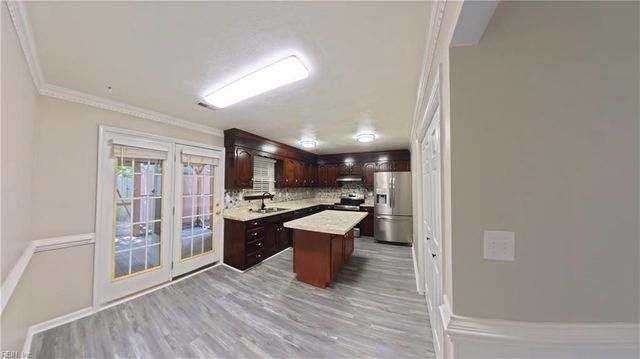 63 Colonial WAY, Chesapeake, VA 23325