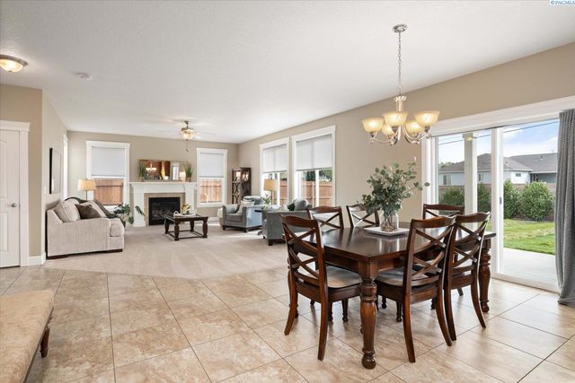 8505 W 9th Ave, Kennewick, WA 99336