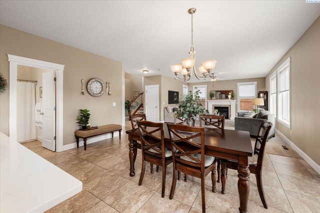 8505 W 9th Ave, Kennewick, WA 99336