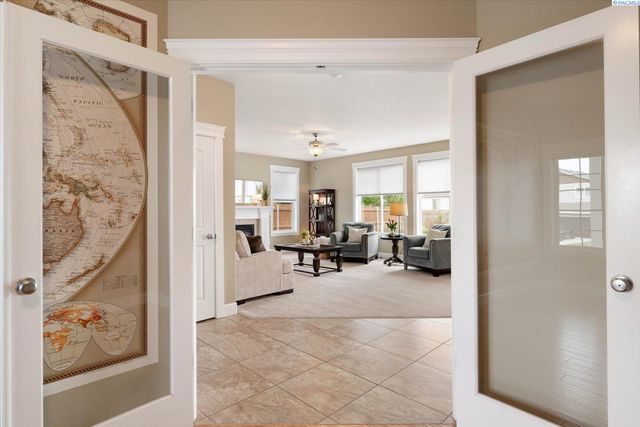 8505 W 9th Ave, Kennewick, WA 99336