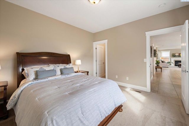 8505 W 9th Ave, Kennewick, WA 99336