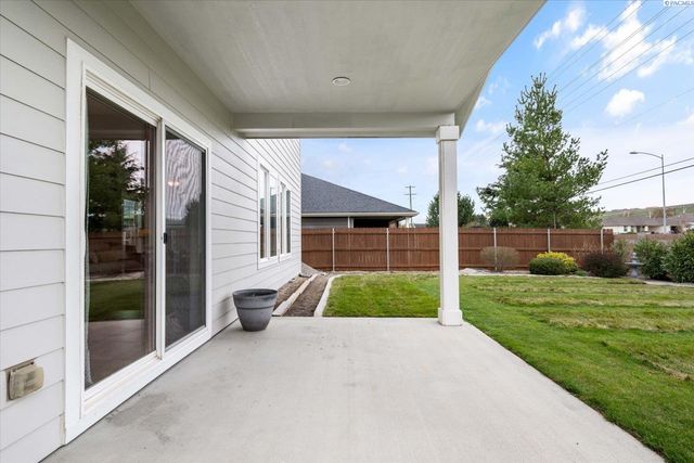 8505 W 9th Ave, Kennewick, WA 99336