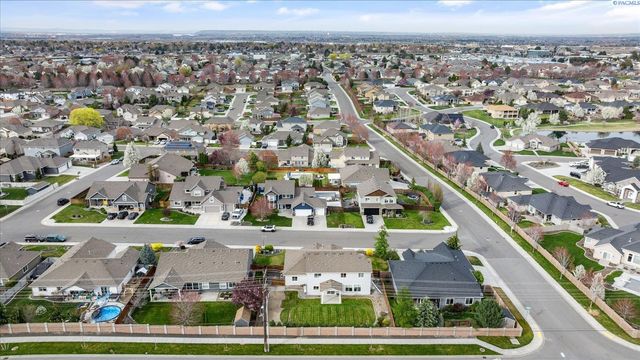 8505 W 9th Ave, Kennewick, WA 99336