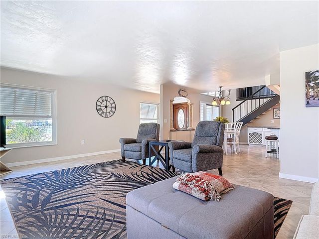 11481 Rebecca CIR, Fort Myers Beach, FL 33931