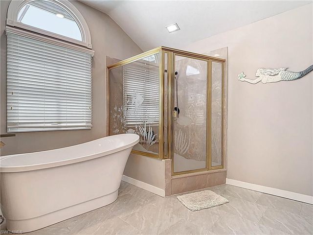 11481 Rebecca CIR, Fort Myers Beach, FL 33931