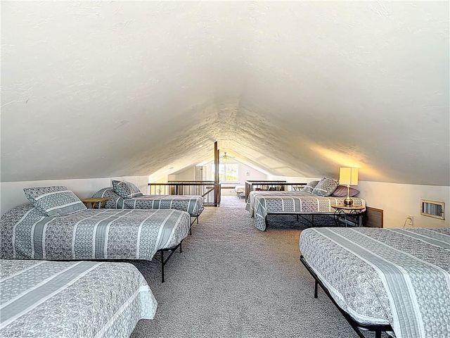 11481 Rebecca CIR, Fort Myers Beach, FL 33931