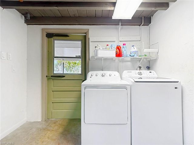 11481 Rebecca CIR, Fort Myers Beach, FL 33931