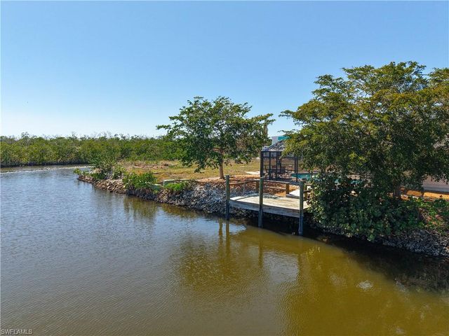 11481 Rebecca CIR, Fort Myers Beach, FL 33931