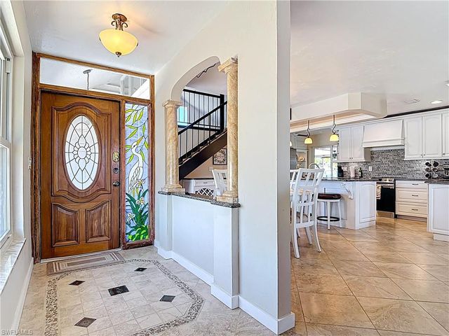 11481 Rebecca CIR, Fort Myers Beach, FL 33931