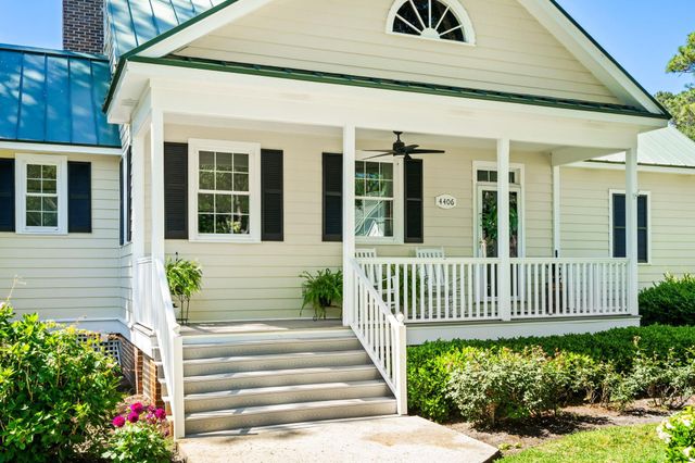 4406 Hitching Post Ln., Murrells Inlet, SC 29576