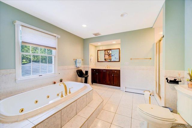1 Cindy Lane, Highland Mills, NY 10930