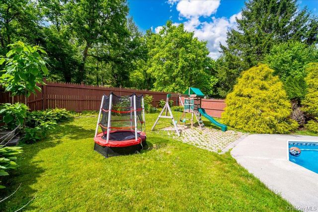 1 Cindy Lane, Highland Mills, NY 10930