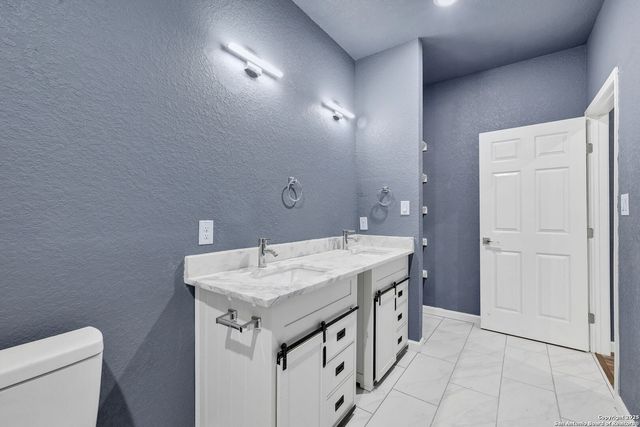 3715 Commercial, San Antonio, TX 78221