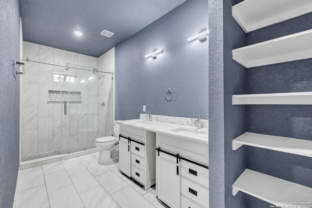 3715 Commercial, San Antonio, TX 78221